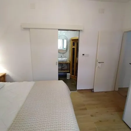 Relax Oasis Near Split Апартаменты Vranjic